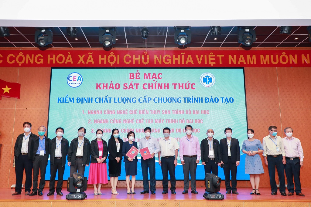 Bế mạc đợt khảo sát chính thức kiểm định chất lượng 03 chương trình đào tạo trình độ đại học