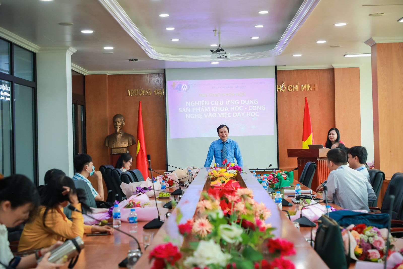 Hội thảo Khoa học Khoa Tài chính – Kế toán  chủ đề “Nghiên cứu ứng dụng sản phẩm khoa học – công nghệ vào việc dạy và học”